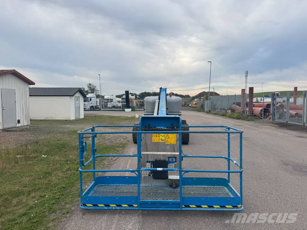 Genie S 45 Iseliikuvad poomtõstukid