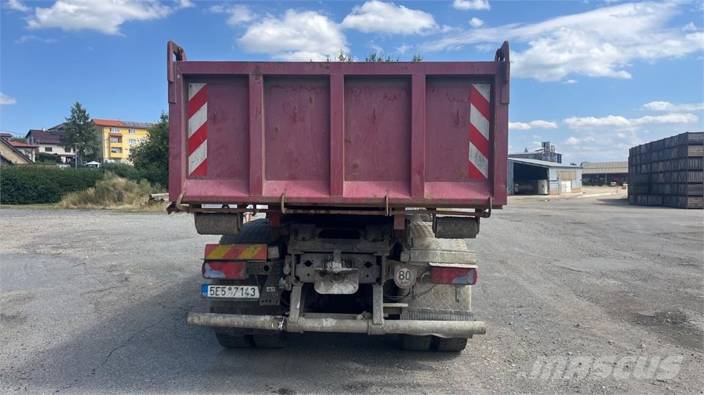 MAN TGA 26.350 6X4 شاحنات بمقصورة وهيكل