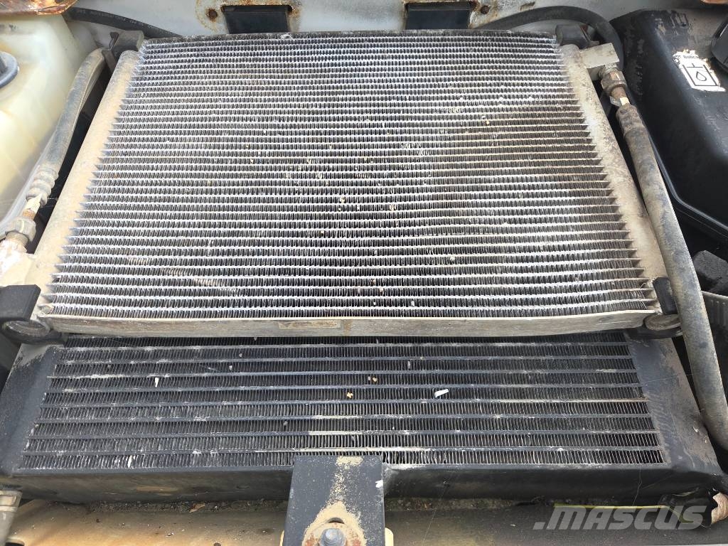 Bobcat T 590 HF Skid steer loaders