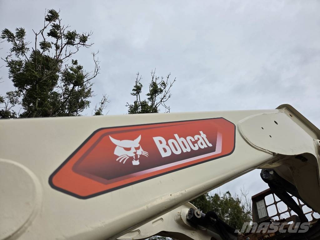 Bobcat T 590 HF Skid steer loaders
