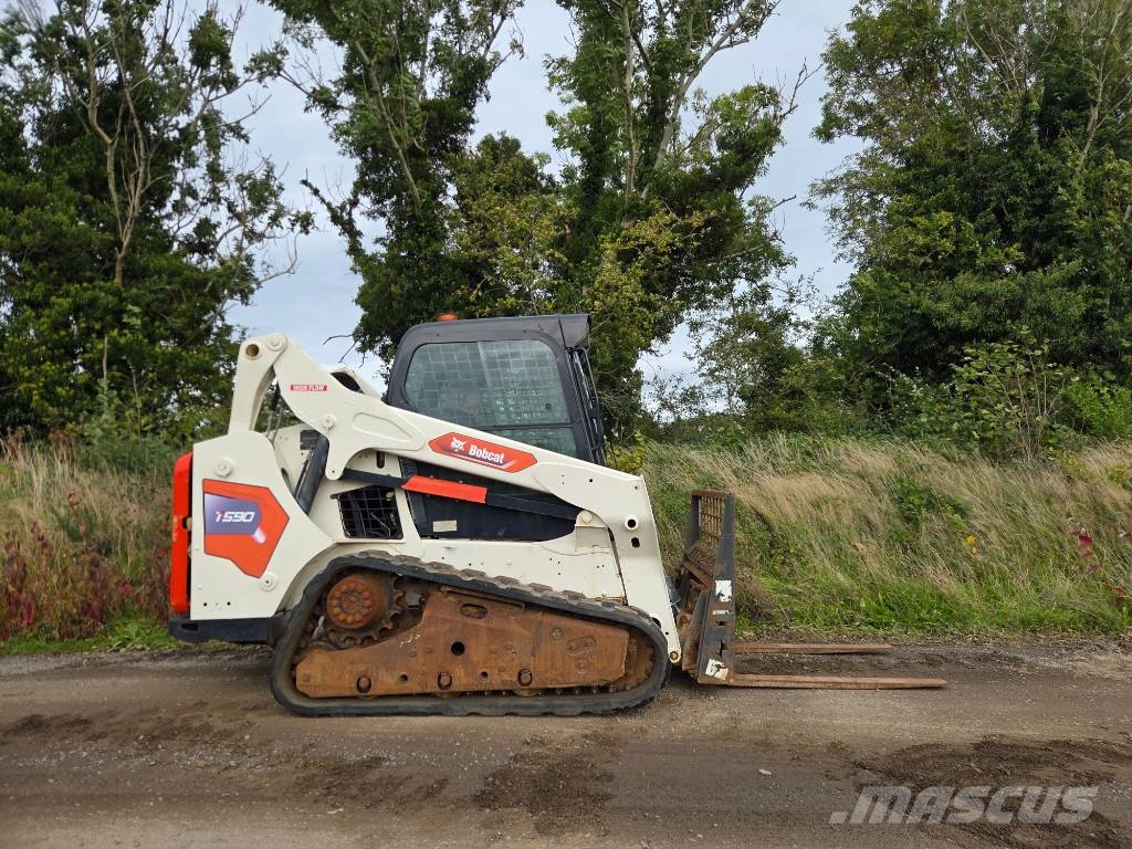 Bobcat T 590 HF Skid steer loaders