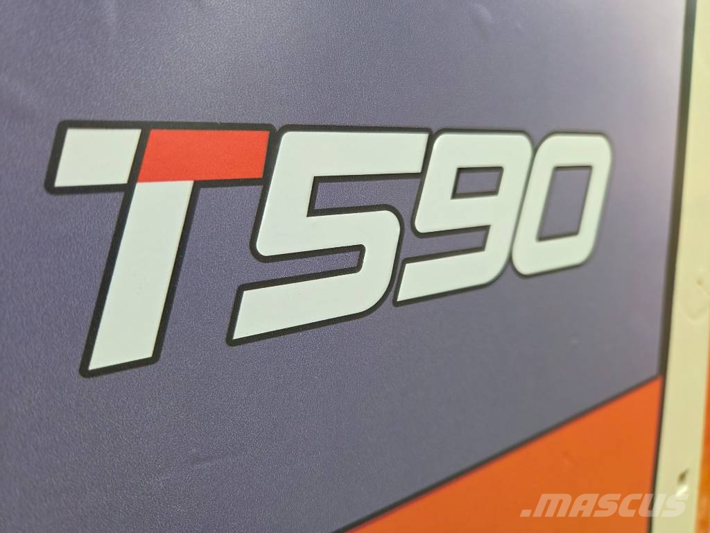 Bobcat T 590 HF Skid steer loaders