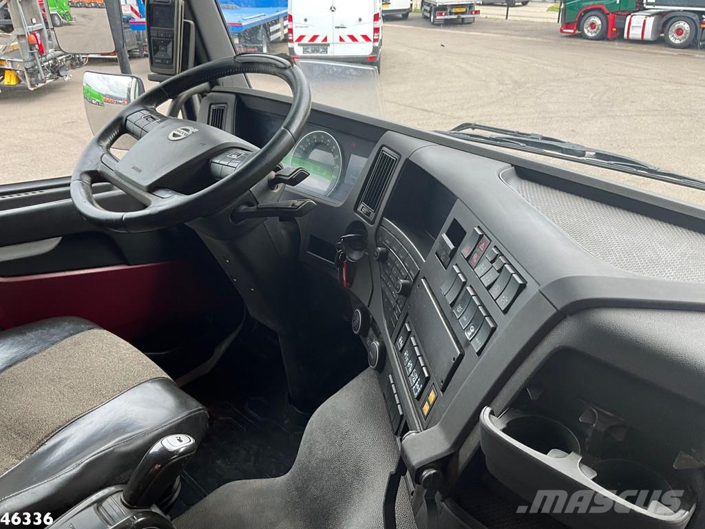 Volvo FMX 460 6x6 Euro 6 HMF 16 Tonmeter Z-kraan شاحنات قلابة
