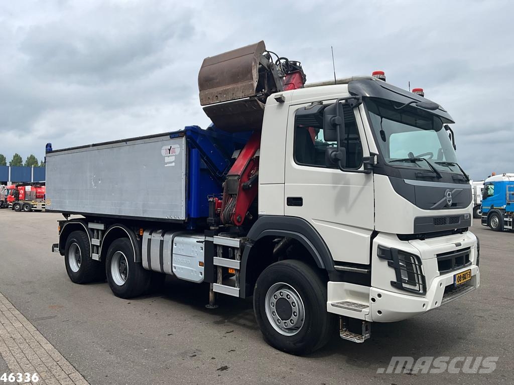 Volvo FMX 460 6x6 Euro 6 HMF 16 Tonmeter Z-kraan شاحنات قلابة