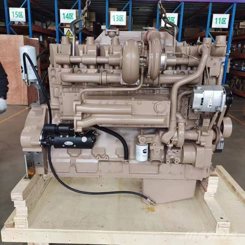 Cummins KTA19-C600 motor for komatsu excavator エンジン