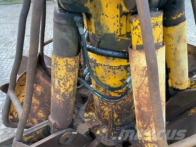 Peiner Polypgreifer ex. Liebherr A 954 (99002567) Kourat