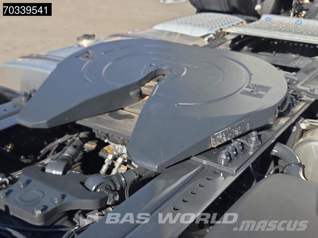 Iveco S-Way 460 4X2 NEW! MEGA HPEB 1210L tanks Mirrorcam Sattelzugmaschinen