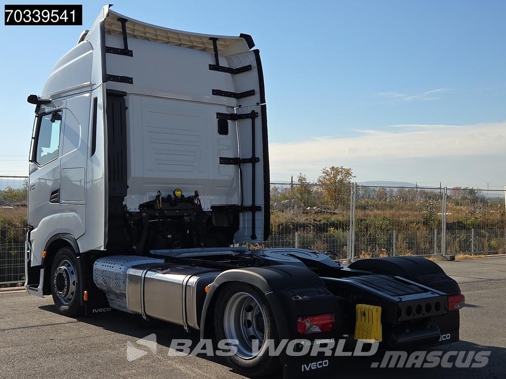 Iveco S-Way 460 4X2 NEW! MEGA HPEB 1210L tanks Mirrorcam Sattelzugmaschinen