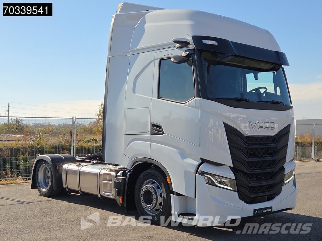 Iveco S-Way 460 4X2 NEW! MEGA HPEB 1210L tanks Mirrorcam Sattelzugmaschinen