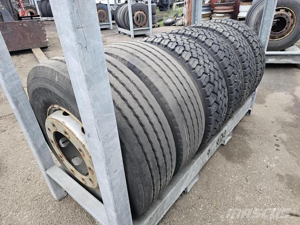 Hankook 305/70 R 19.5 輪胎、車輪和輪圈