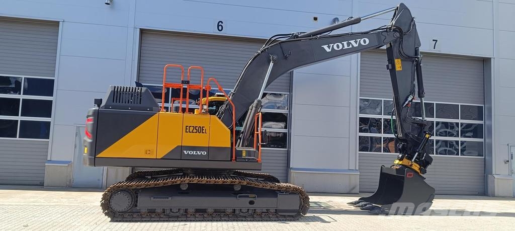 Volvo EC250EL Lánctalpas kotrók