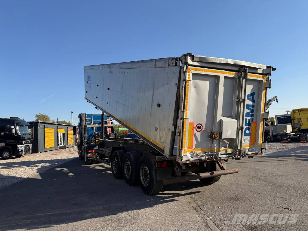 Schmitz Cargobull Gotha SKI 24 نصف مقطورات قلابة