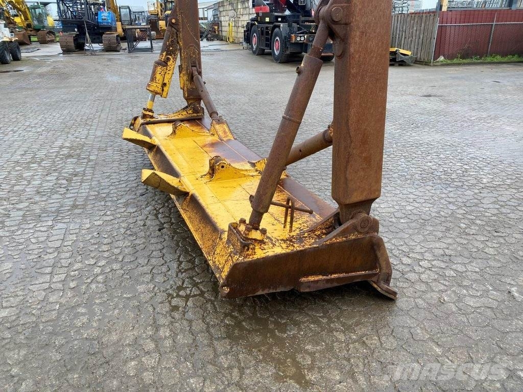 CAT D65 PX Planierschilder/Scharen