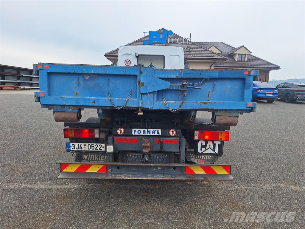Renault MIDLUM 180.12 Chassis met cabine