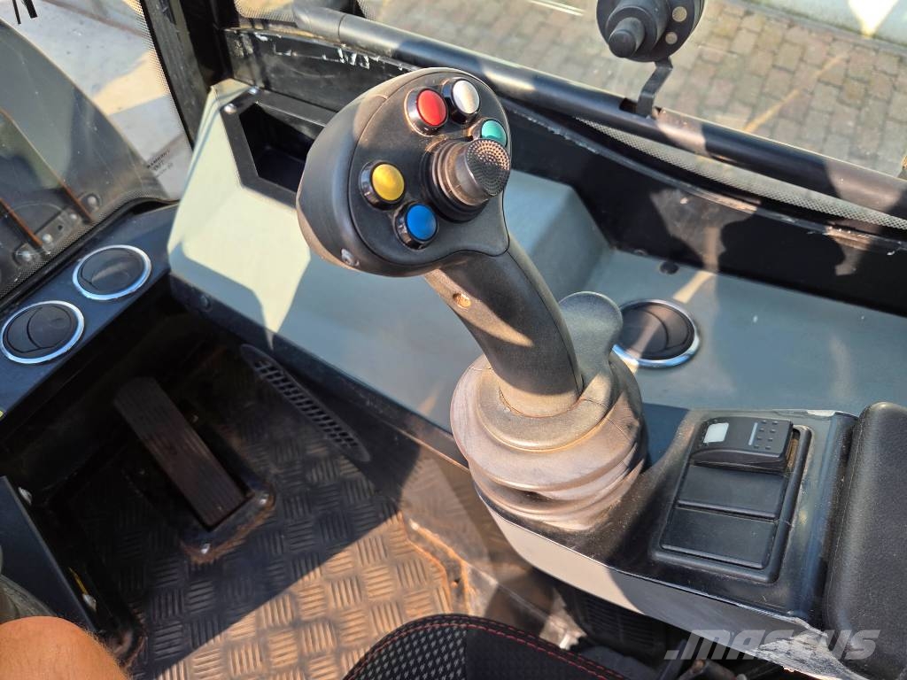 GiANT V 761 Tele Telescoop رافعة تلسكوبية
