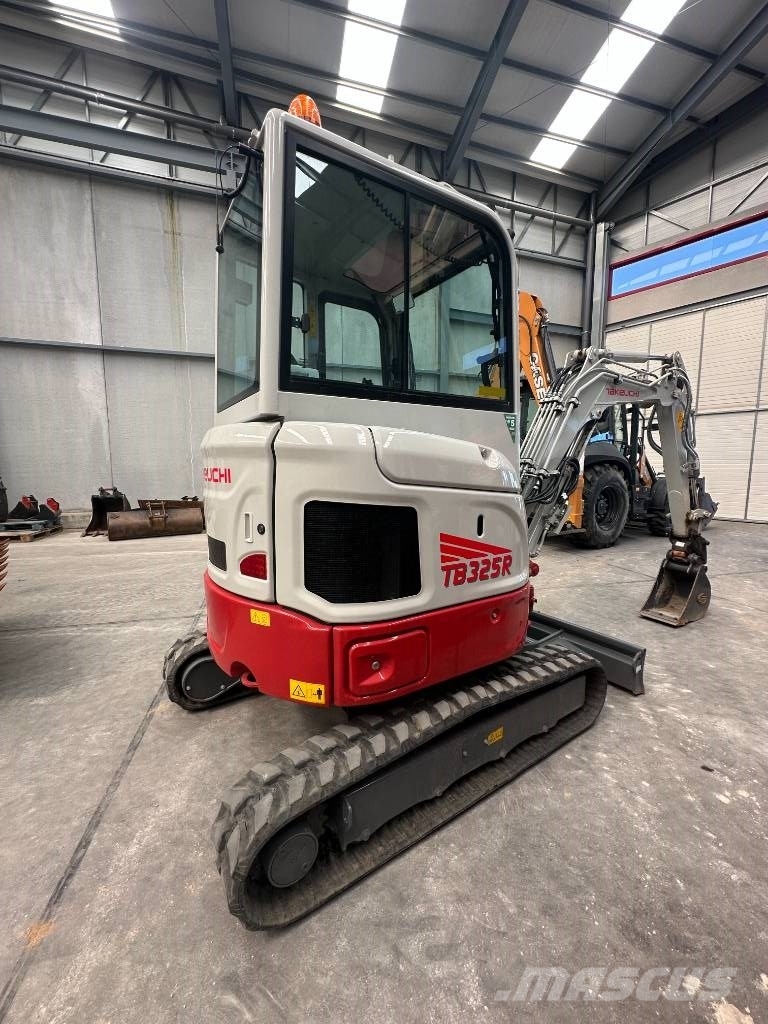 Takeuchi TB 325 R Miniescavadeiras < 7t (Mini escavadeiras)