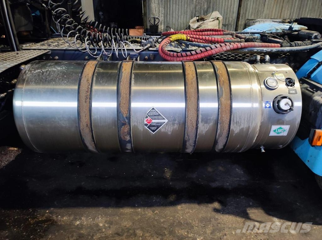 LNG GAS TANKS FOR SALE 2859386 406 dm3 / 2859387 3 Serbatoi per carburante e additivi