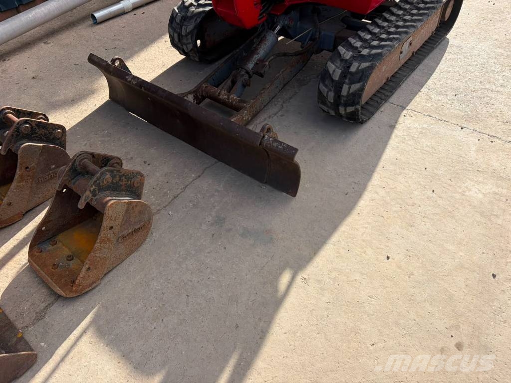 Takeuchi TB 016 Mini Escavadoras <7t