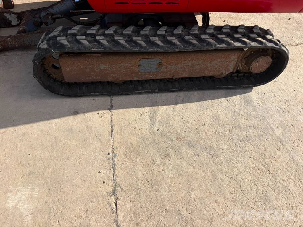 Takeuchi TB 016 Mini Escavadoras <7t