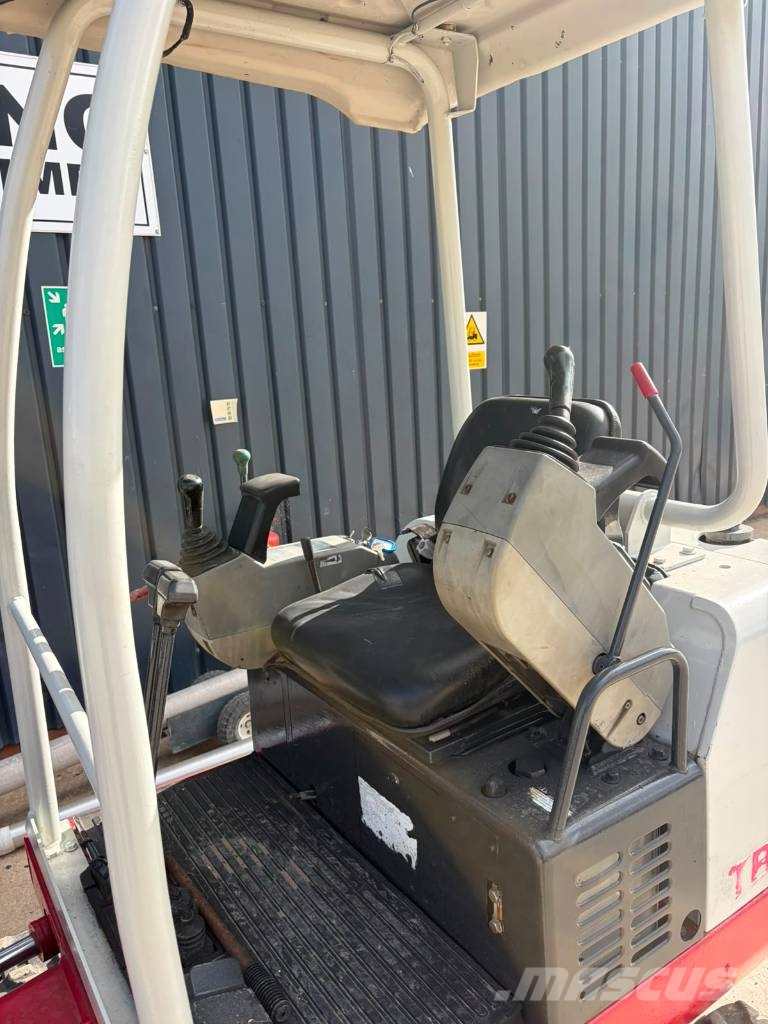 Takeuchi TB 016 Mini Escavadoras <7t