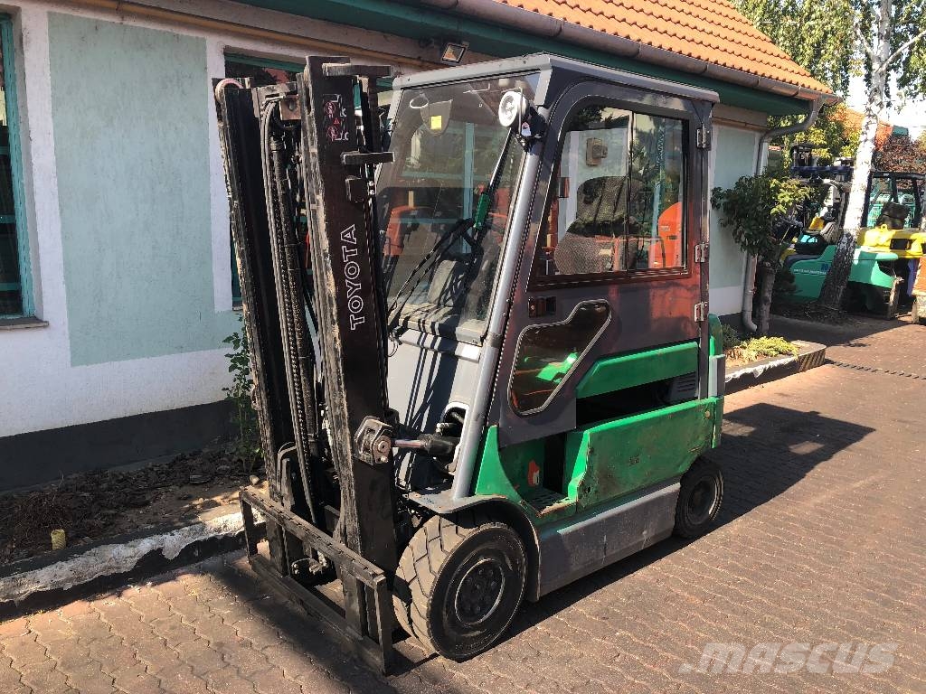 Toyota 7FBMF25 V-3358 IO Carretillas de horquilla eléctrica