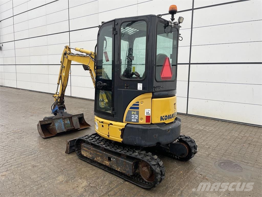 Komatsu PC22MR-3 轮式挖掘机
