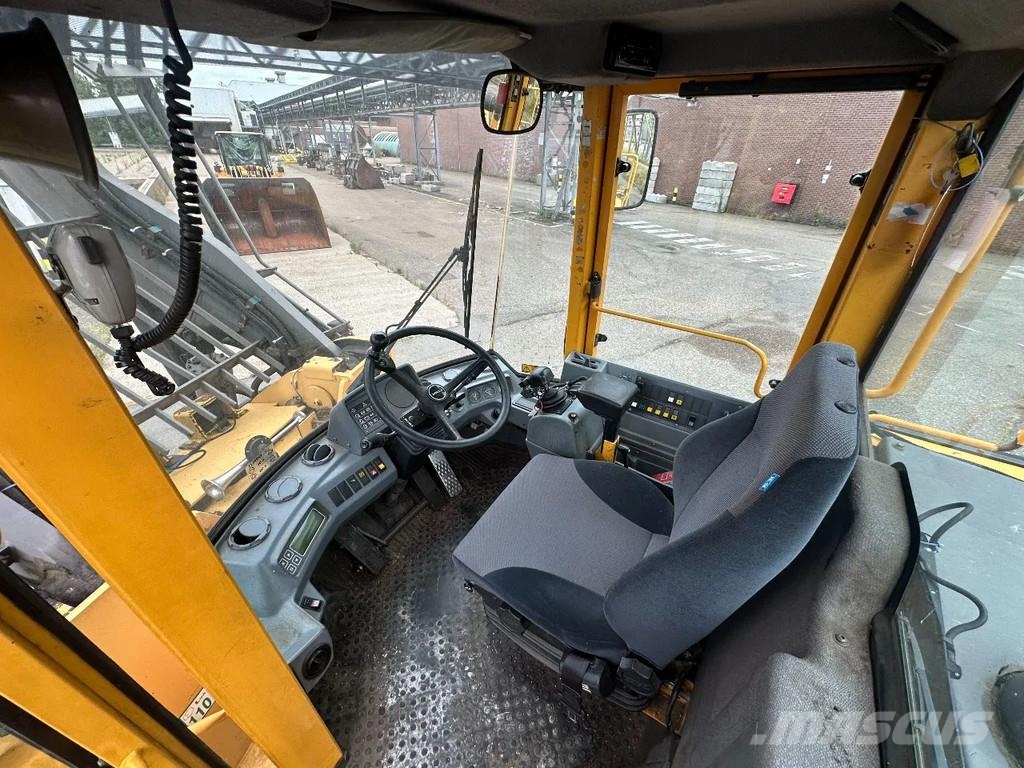 Volvo L180 C High Lift Átrakógépek