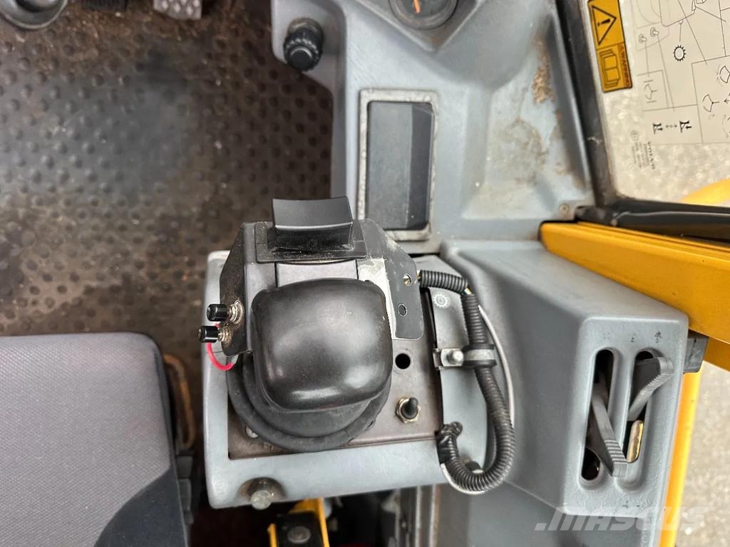 Volvo L180 C High Lift Átrakógépek