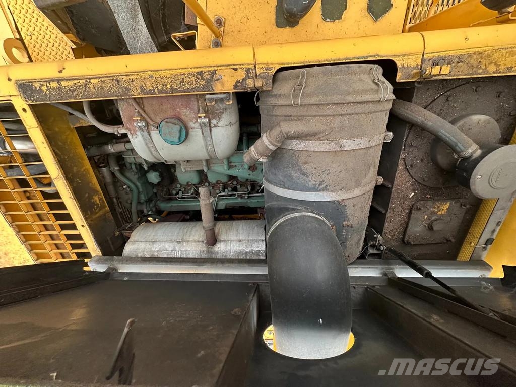 Volvo L180 C High Lift Átrakógépek