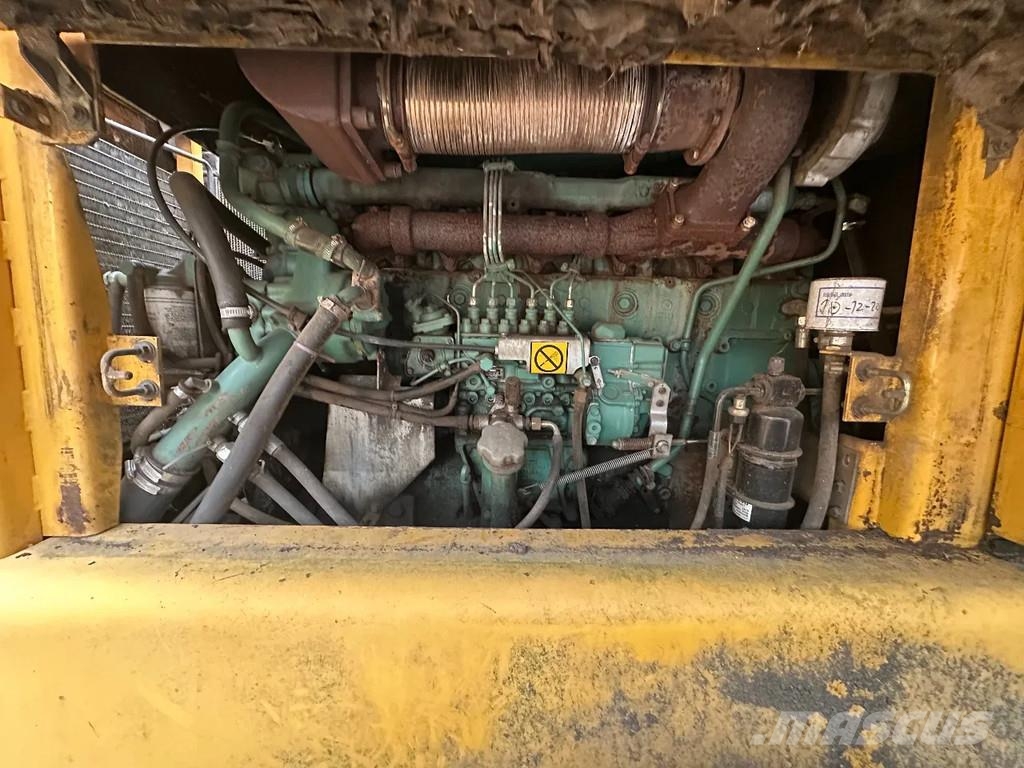 Volvo L180 C High Lift Átrakógépek