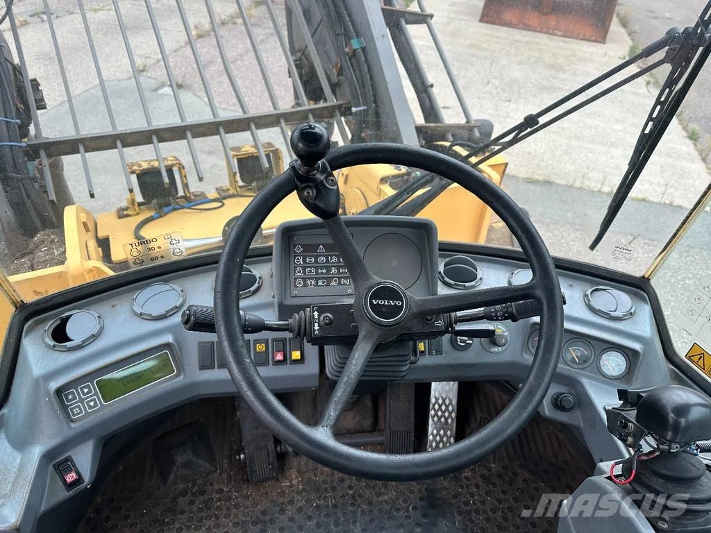 Volvo L180 C High Lift Átrakógépek
