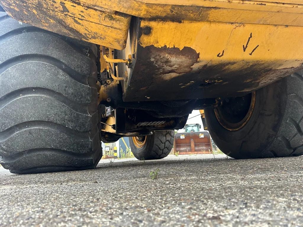 Volvo L180 C High Lift Átrakógépek