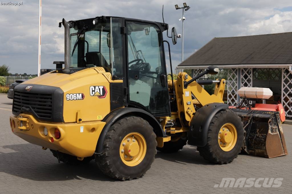 CAT 906M Chargeuse sur pneus
