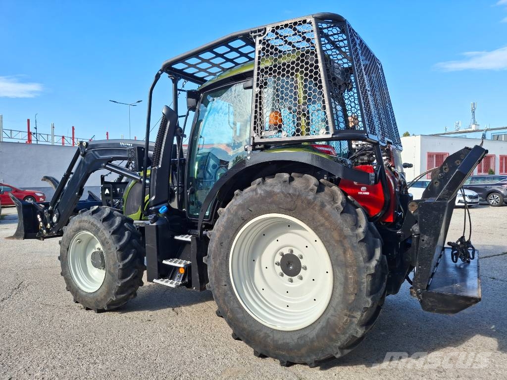 Valtra N 155 E Active Forsttraktoren