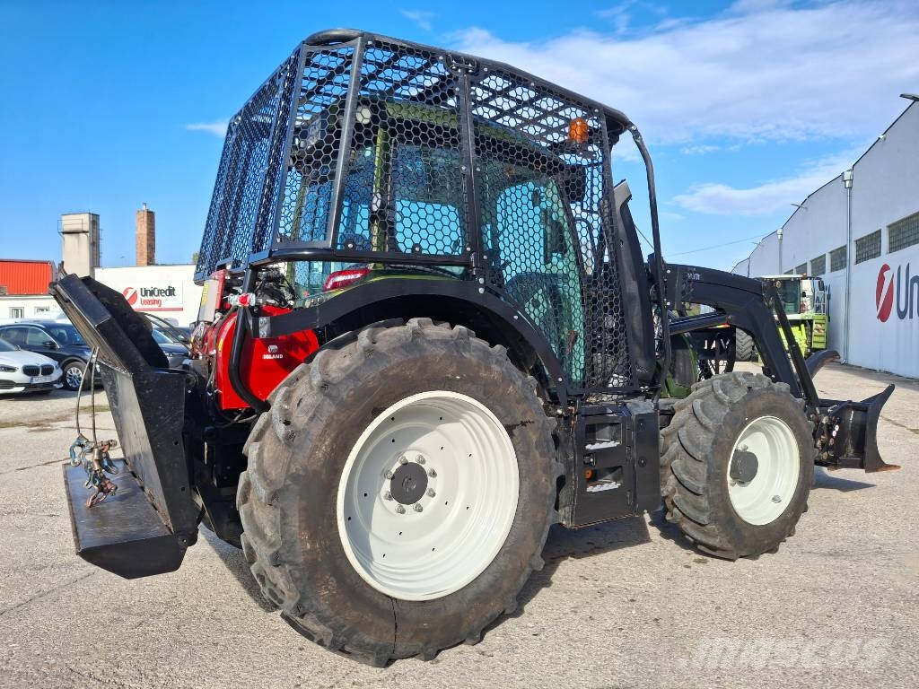 Valtra N 155 E Active Forsttraktoren