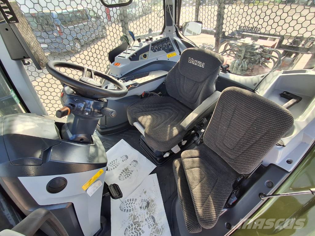 Valtra N 155 E Active Forsttraktoren
