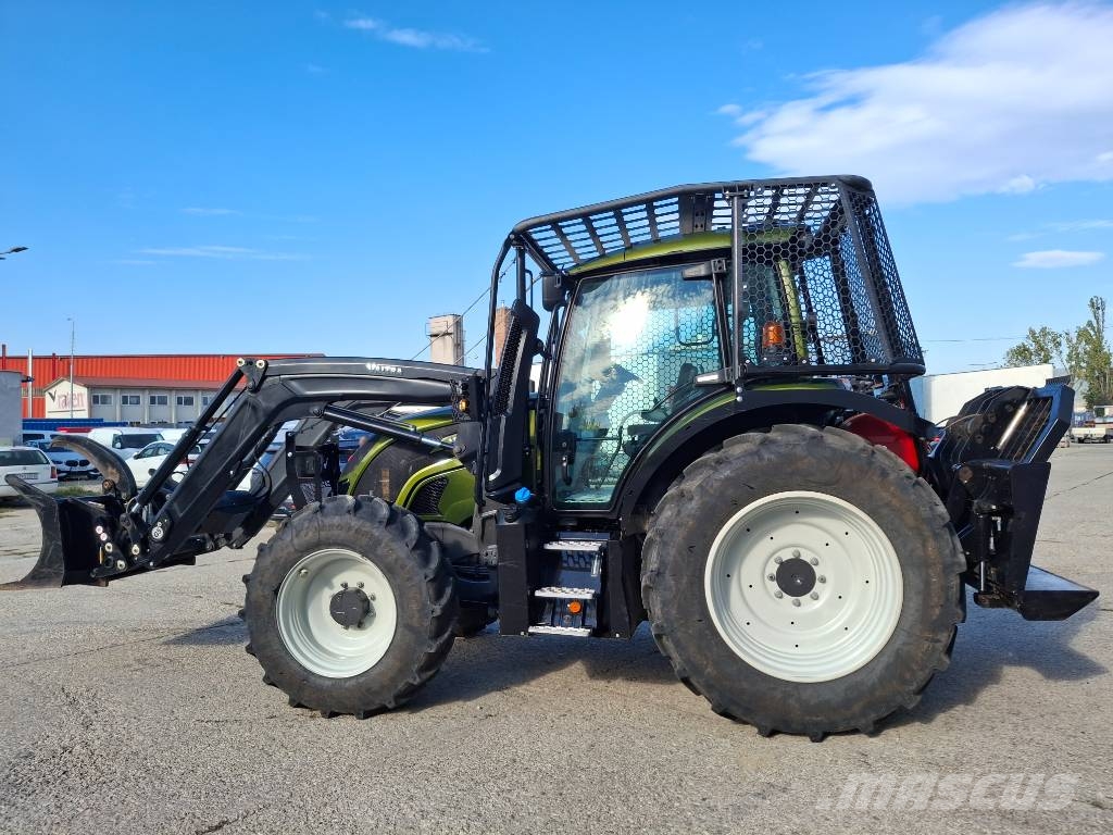 Valtra N 155 E Active Forsttraktoren