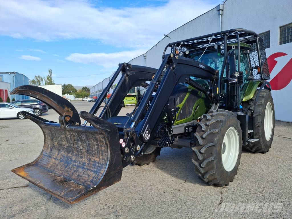 Valtra N 155 E Active Forsttraktoren