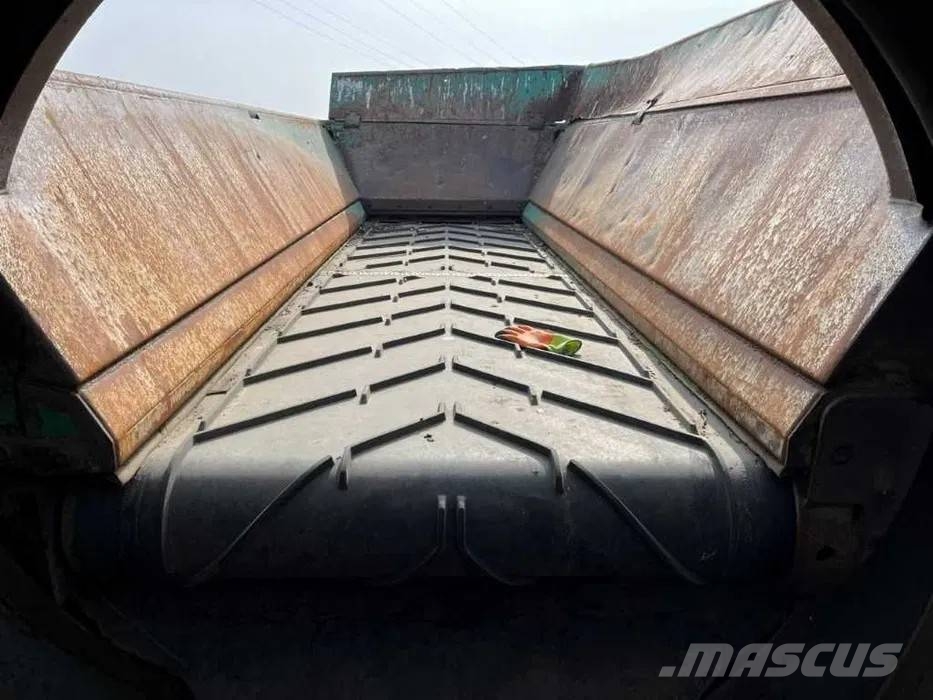 Trommel/ Mobilny przesiewacz bębnowy Komptech MAXX E Rumpuseulat