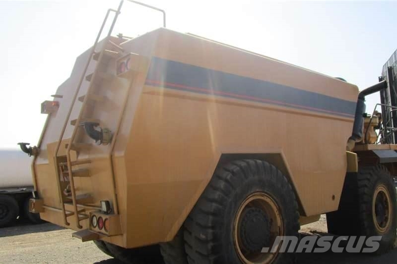 CAT 769C Вантажівки-цистерни
