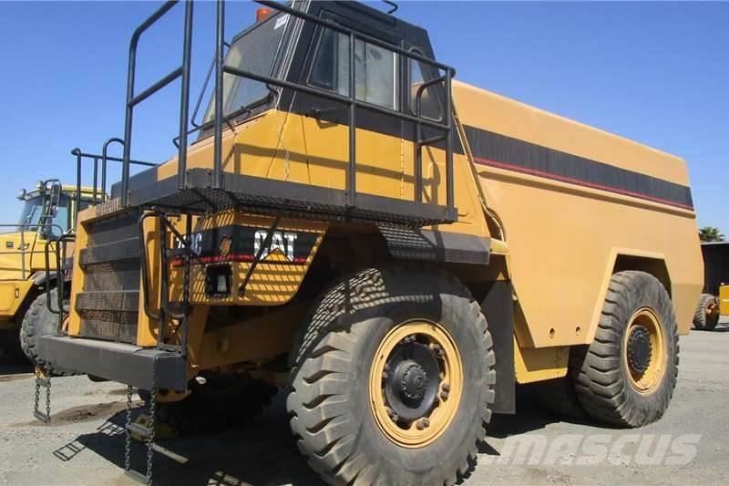 CAT 769C Вантажівки-цистерни