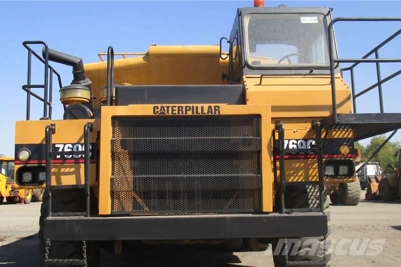 CAT 769C Вантажівки-цистерни