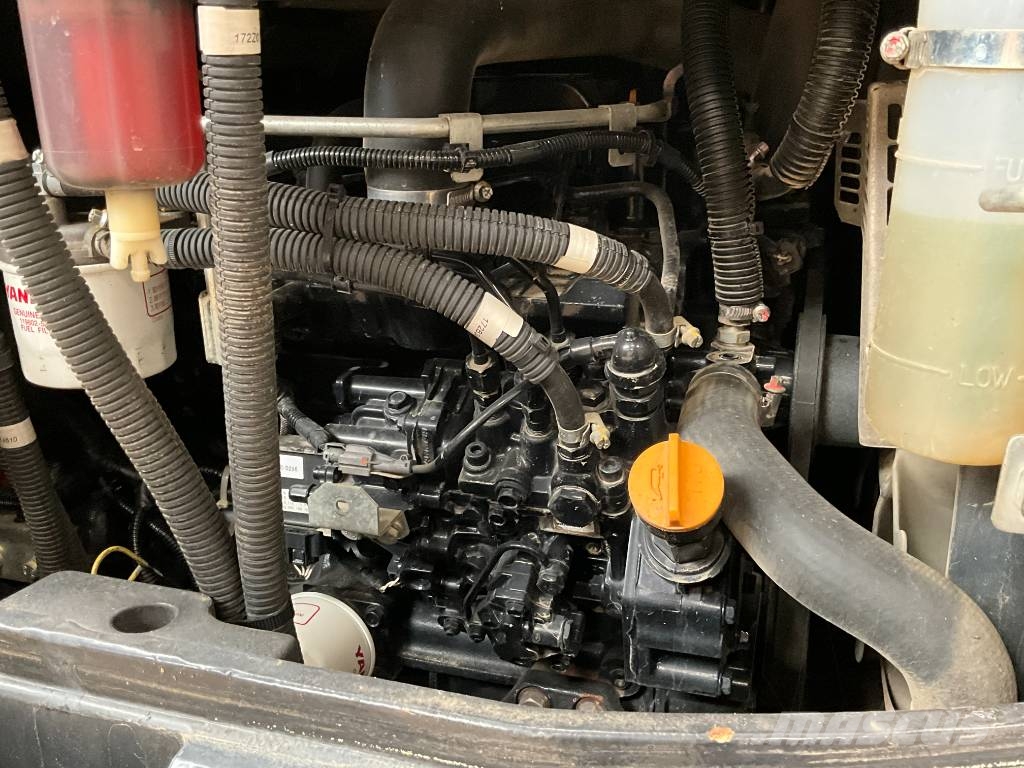 Yanmar Vio 50-6A حفارات صغيرة أقل من 7 طن (حفارات صغيرة)