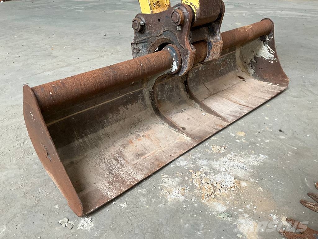 Yanmar Vio 50-6A حفارات صغيرة أقل من 7 طن (حفارات صغيرة)