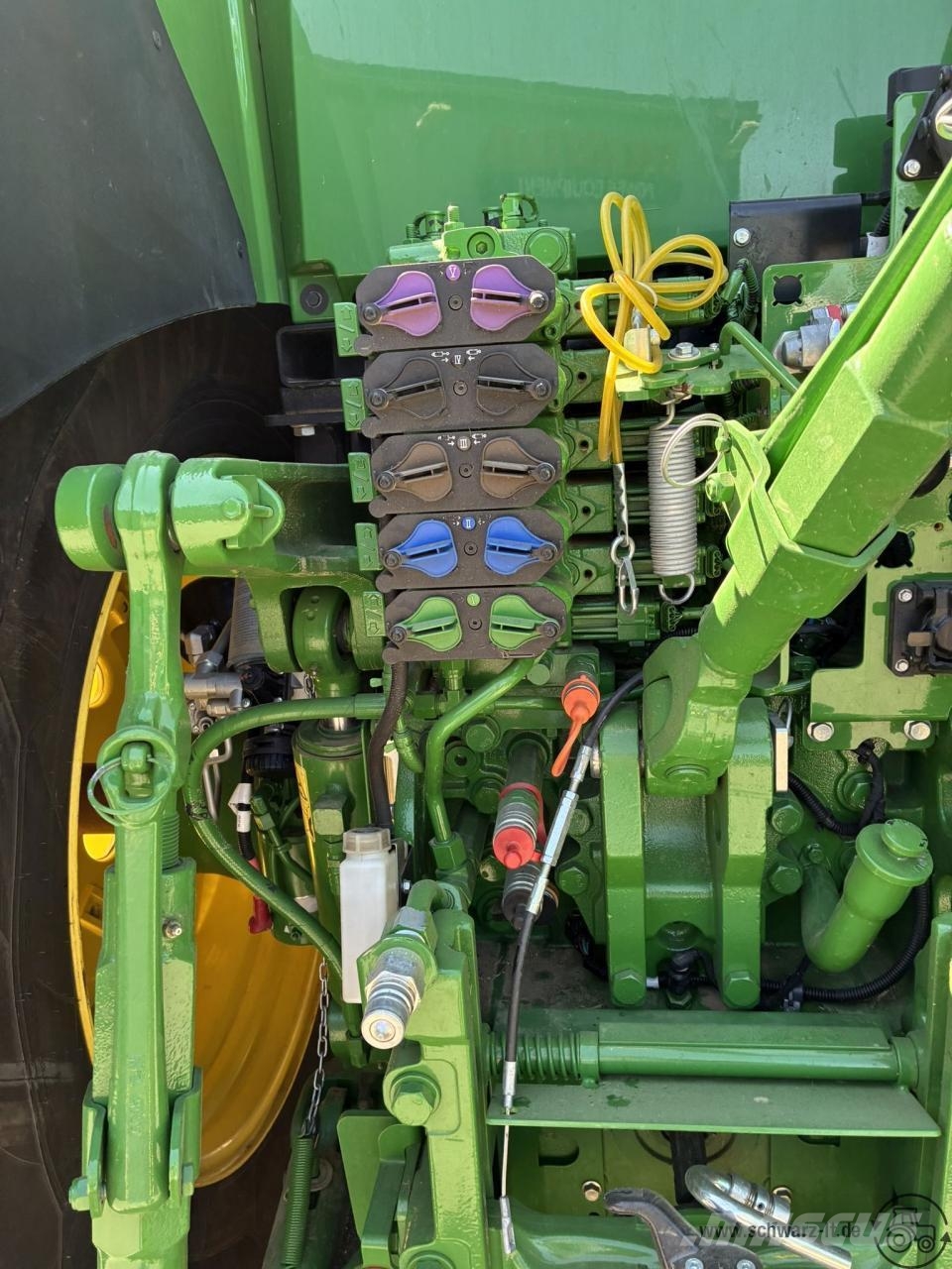 John Deere 7R 330 Трактора