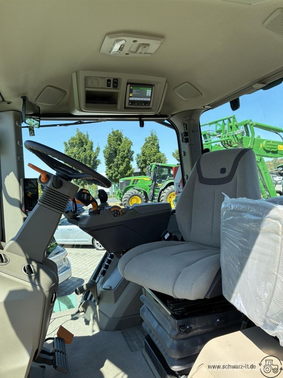 John Deere 7R 330 Трактора