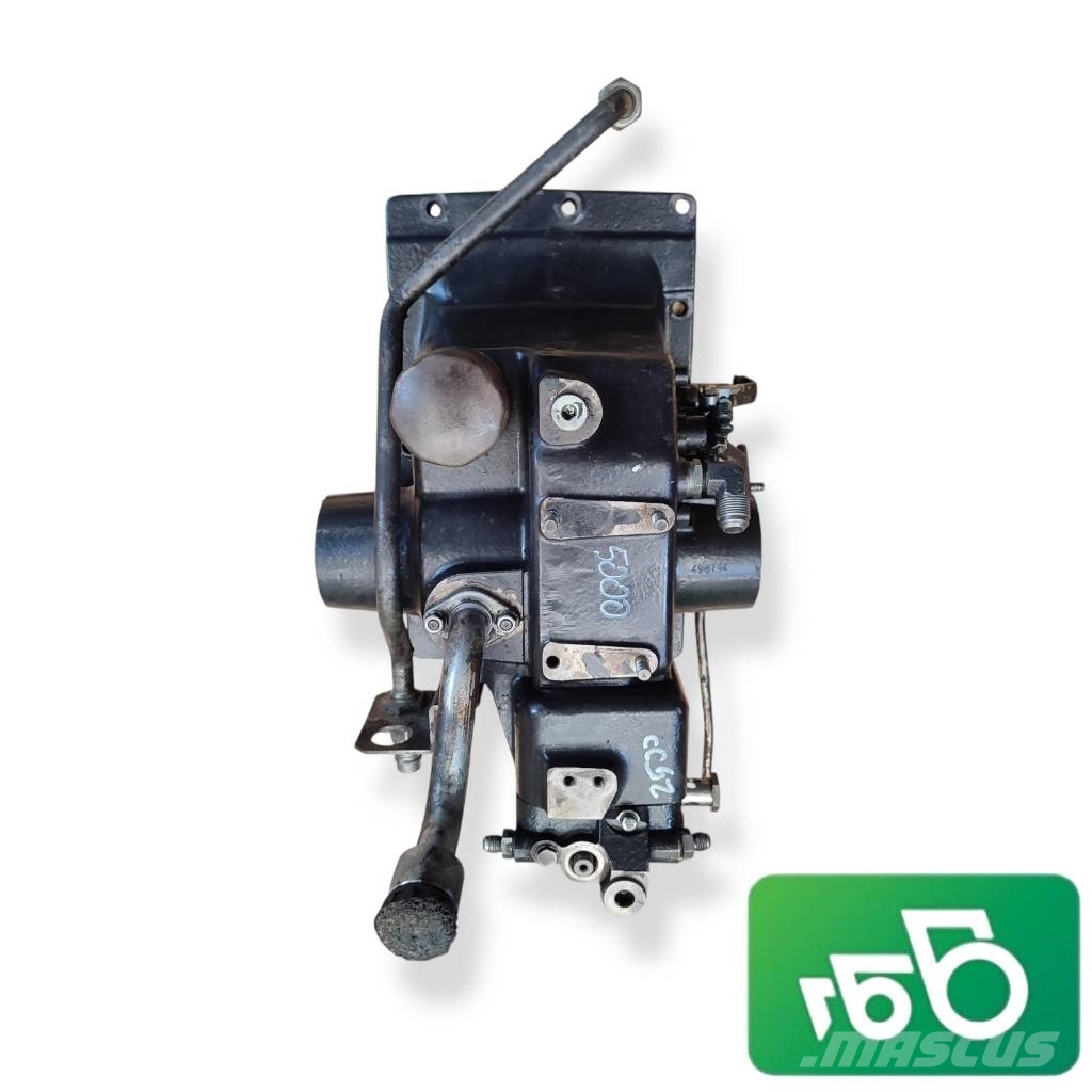 Deutz-Fahr Agrofarm 85 Pump Base Rear Axle 0.015.6690.5 Šasija un piekare