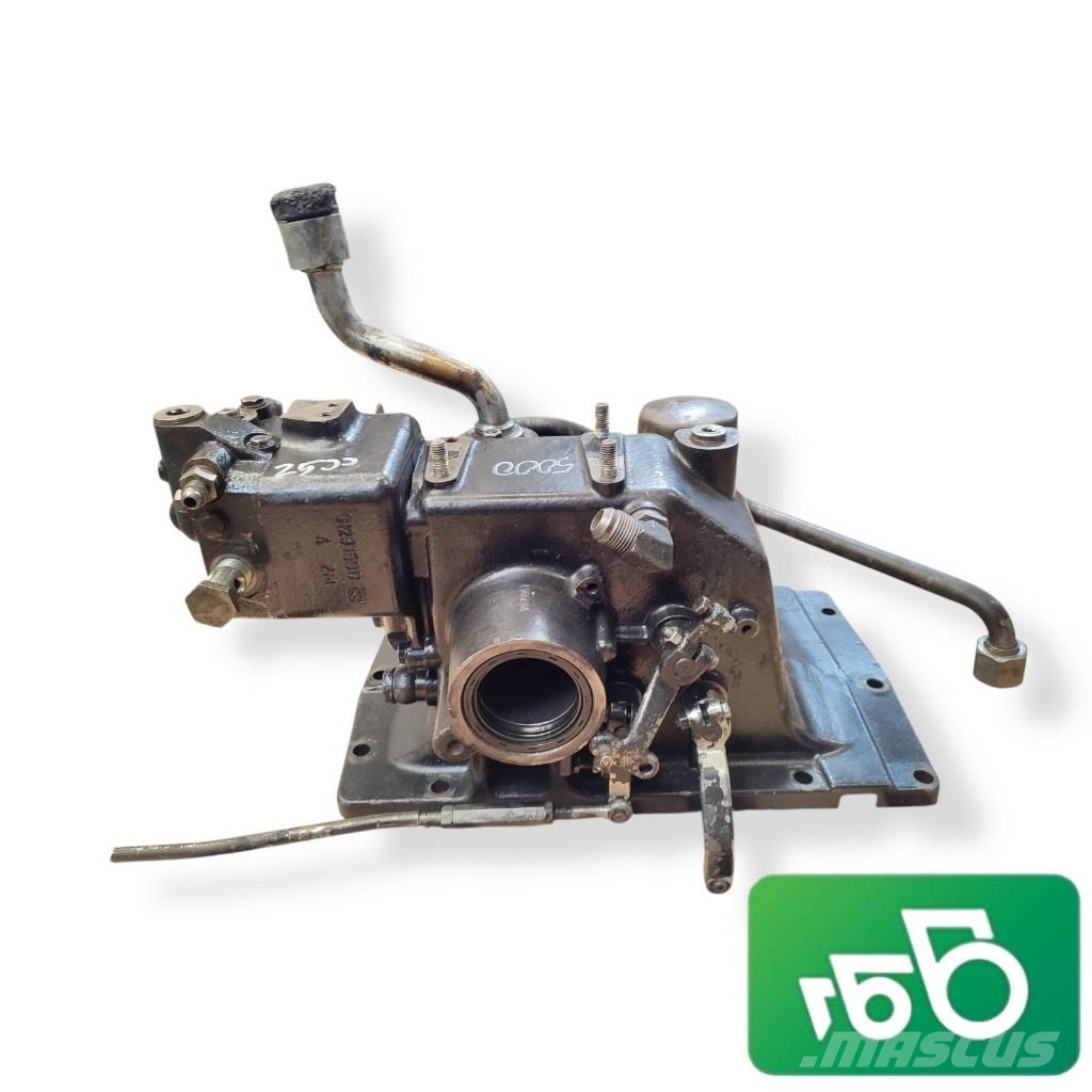 Deutz-Fahr Agrofarm 85 Pump Base Rear Axle 0.015.6690.5 Šasija un piekare