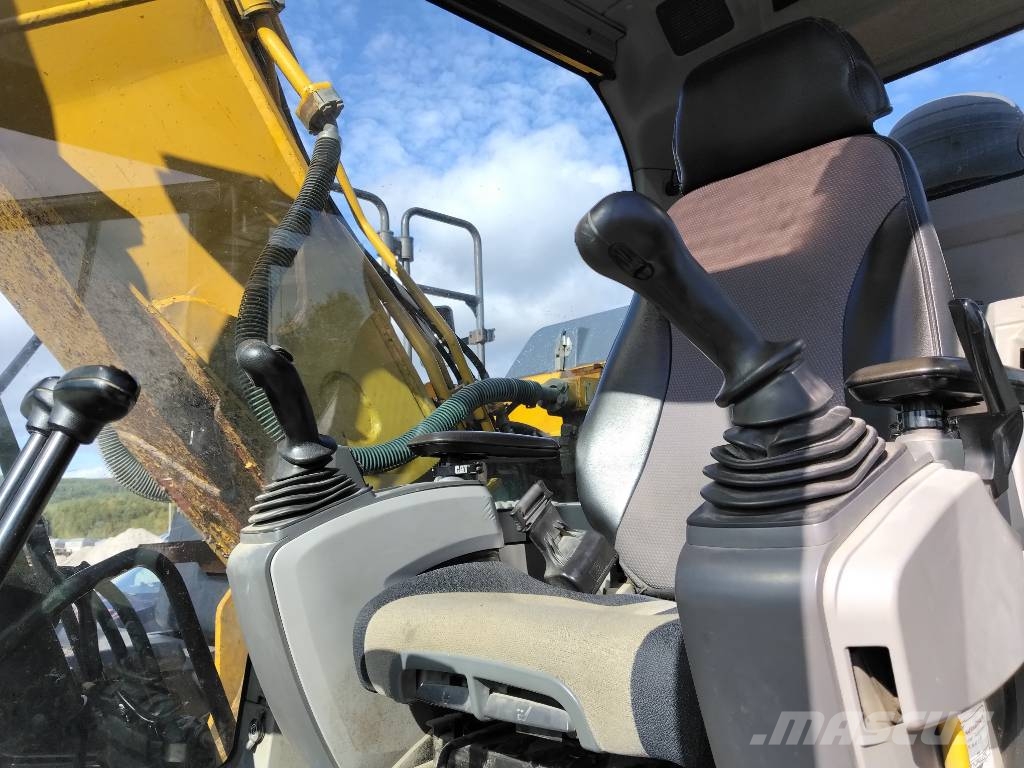 CAT 323 EL Beltegraver