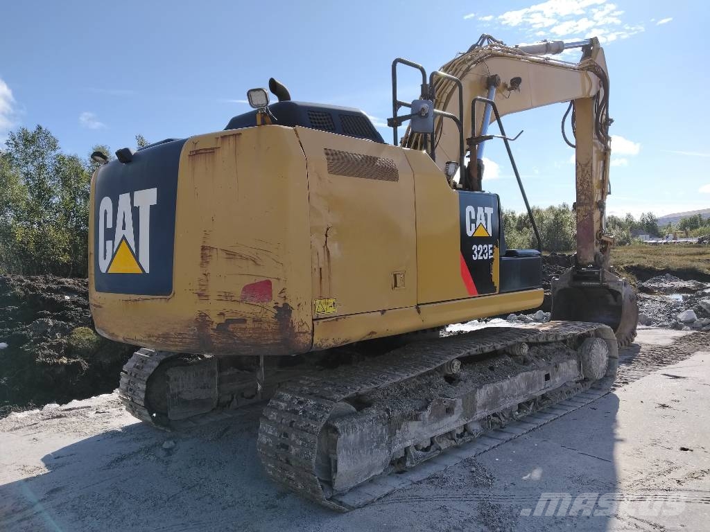 CAT 323 EL Beltegraver